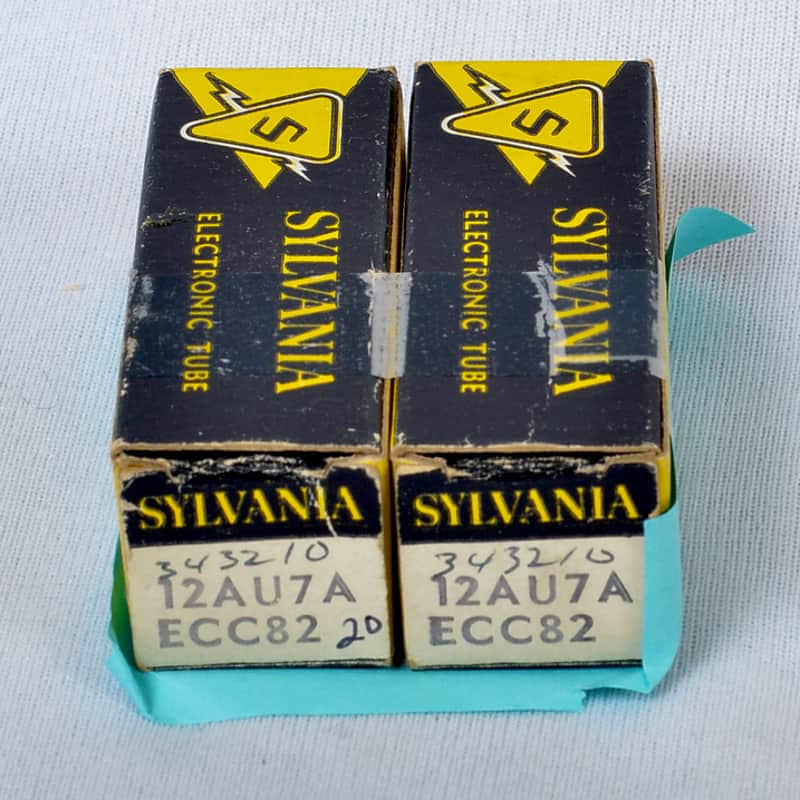 Immagine Matched Pair Sylvania 12AU7 / ECC82 Preamp Tubes – USA Made – Strong Testing - 1