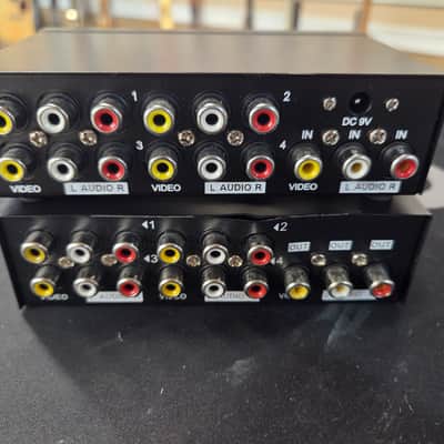 RCA AV Splitter and Audio/Video 4 port Switch 2019 - Black image 2