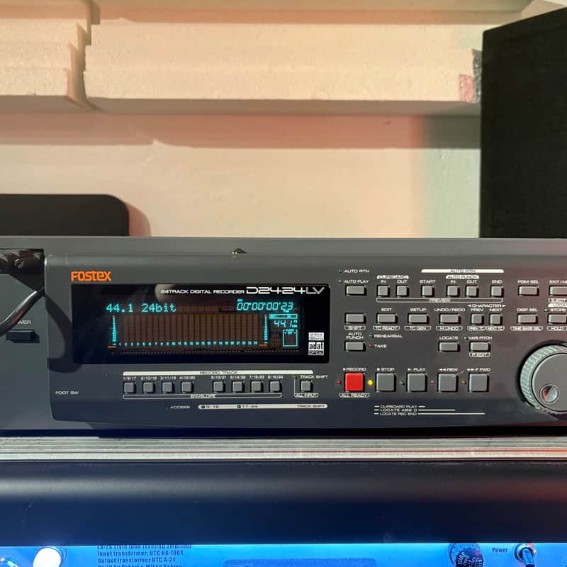 2000 Fostex D2424LV 24 Track Digital Recorder + 2 Drives Black