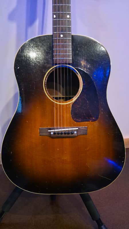 Gibson J-45 1946 - 1955 | Reverb Canada