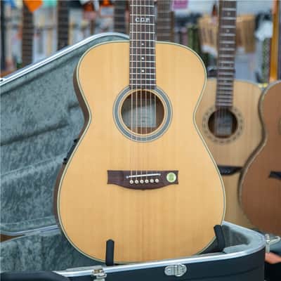 Maton Master Built TE Personal Tommy Emmanuel Signature image 1