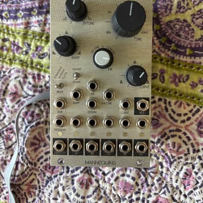 鍵盤楽器 Mannequins Just Friends (v2) Mannequins Just Friends V2 | Reverb