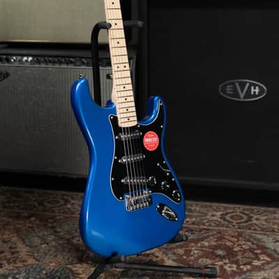 Squier Affinity Series Stratocaster Electric Guitar - Lake Placid Blue image 12