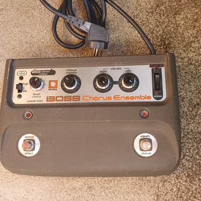 ギター BOSS Roland CE-1 chorus ensemble John Frusciante's Boss CE-1 Chorus Ensemble – Ground Guitar