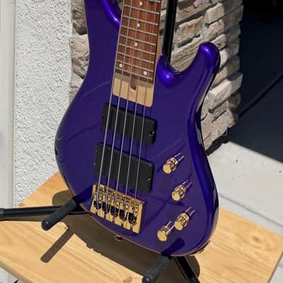 G. Gould GGI5 Hybrid Bass Guitar, 5-string, GGI-5 image 4