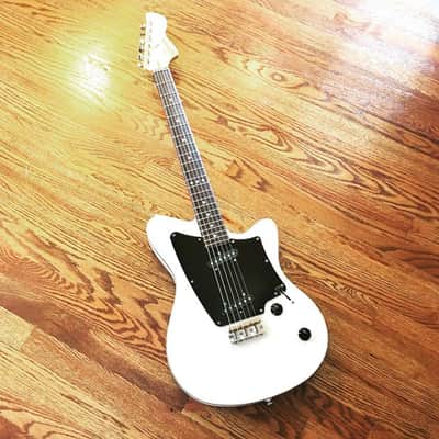 Swope Biscayne Double Slant Pickups "White Sand" finish w/ Black Bakelite Guard 7lbs 0.6oz (Authorized Dealer) image 9
