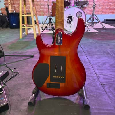 Ernie Ball Music Man Steve Lukather Signature Luke III Maple Top HSS 2016 - 2022 - Cherry Burst Flame image 10