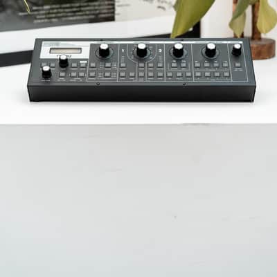 Moog Slim Phatty 2010s - Black image 3