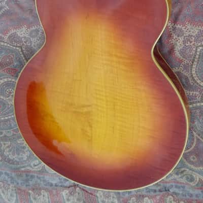 Gibson Byrdland 1970 - Cherry Sunburst image 12