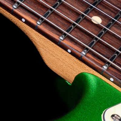 EART YMX-SG3,Roasted Book-match Mahogany Solid Body,22 Stainless Steel Frets,6-Point Synchronized Tremolo image 7