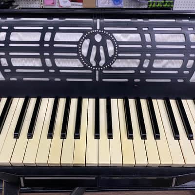 American Made 1930s RARE Wurlitzer Accordion Fully Functional W/Case image 8
