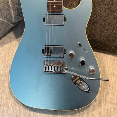 Fender Stratocaster Made in Japan HH 2012-present  - Mystic Ice Blue
