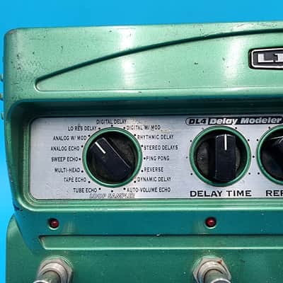 Line 6 DL4 Delay Modeler Guitar Bass Effect Pedal Vintage Delay & Echo Stomp image 2