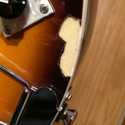 Hofner Beatle Bass 2000's 2 Color Sunburst W/hard case image 10