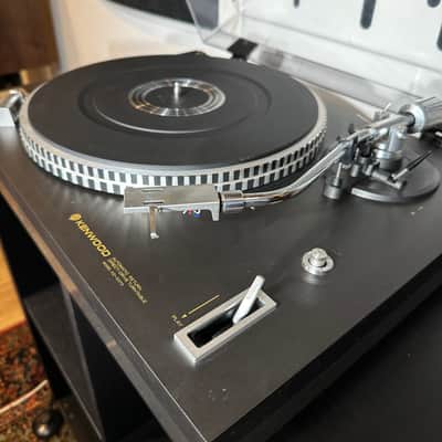Kenwood KD-3070 Semi Auto Turntable (Vintage Japanese) image 3