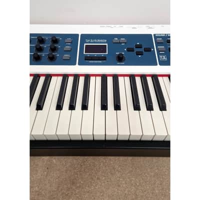 Dexibell VIVO S9 - Digital Pianos - White - Like New w/ Power Supply, Original Box, Manuals image 4