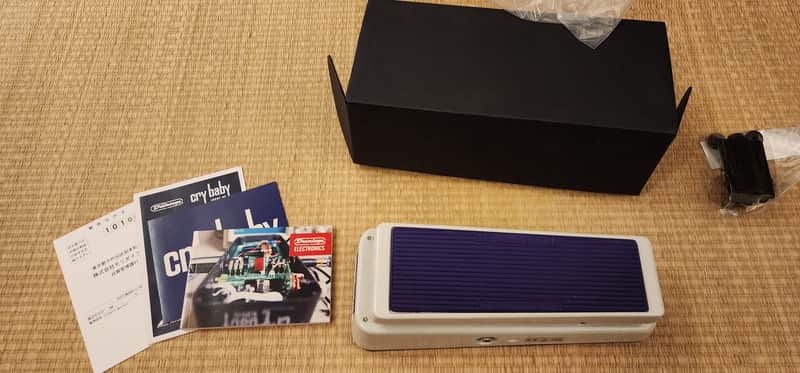 Dunlop IK95 "Ikebe" 40th Anniversary Cry Baby Wah 2017 - White / Purple image 1