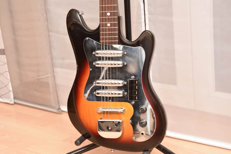 Teisco / Kawai Hertiecaster – vintage 1960s 4-pickup Stratocaster guitar Japan Gitarre image 1