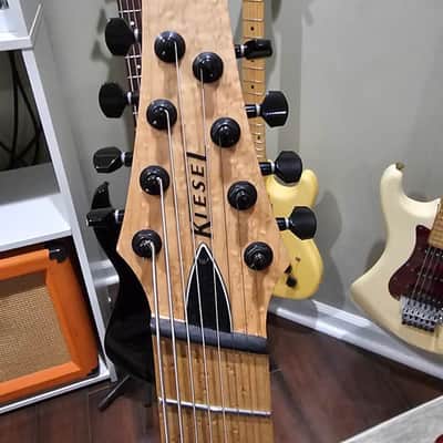 Kiesel DCM8 8 string - Creme image 3