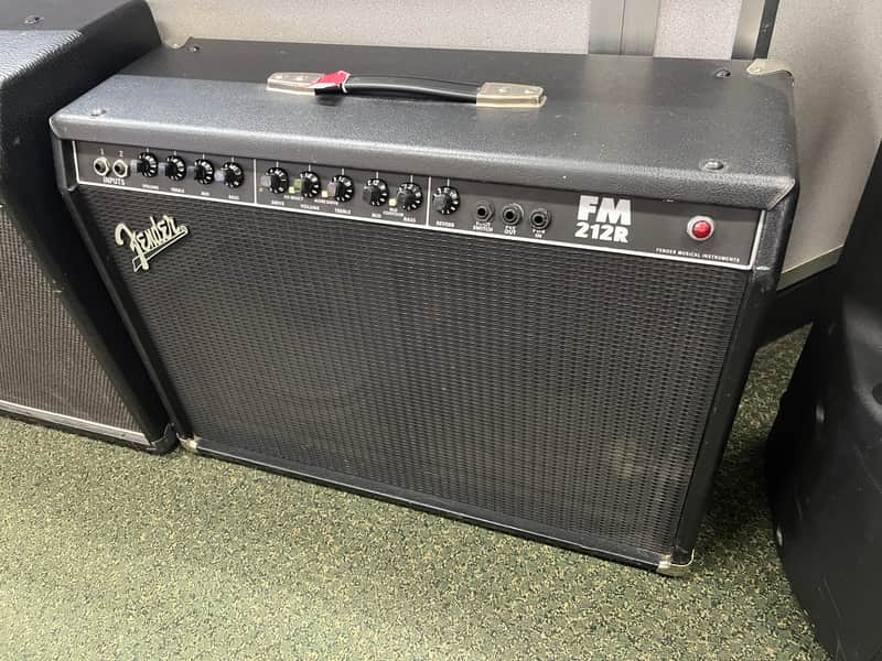 Fender FM 212R 2-Channel 100-Watt 2x12" Solid State Guitar Combo 2003 - 2008 - Black image 1