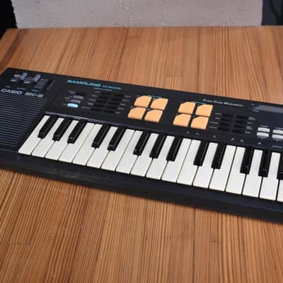 Used Casio SK-5 32 Key Sampling Keyboard Bild 1