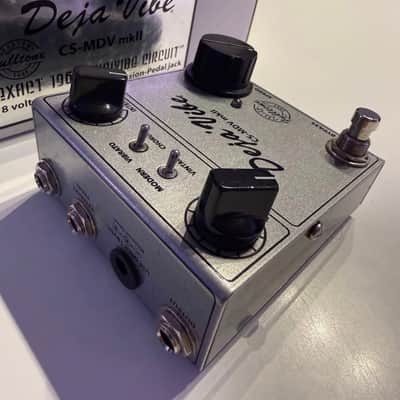 Fulltone CS-MDV MkII Custom Shop Mini Deja Vibe MkII image 3