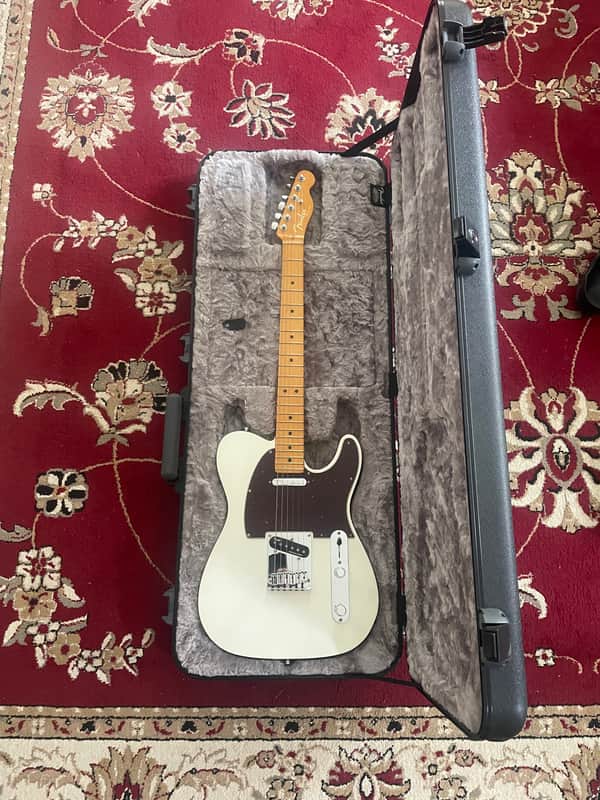 Fender American Ultra Telecaster with Maple Fretboard 2019 - Present - Arctic Pearl image 1