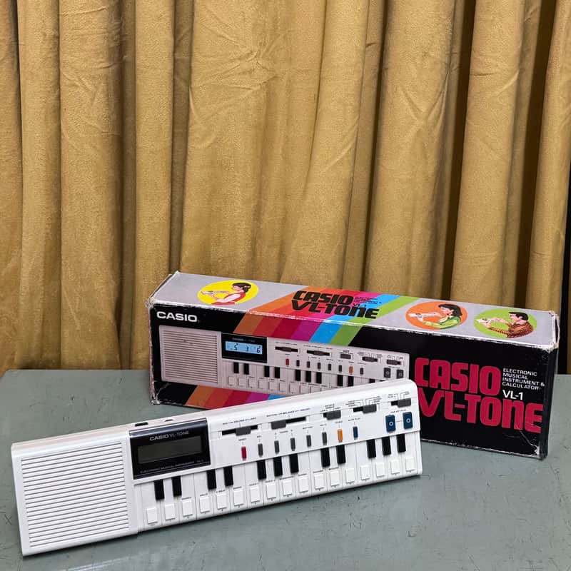 Casio VL-1 Keyboard/drum machine/calculator Late 1970s / Early 1980s image 1