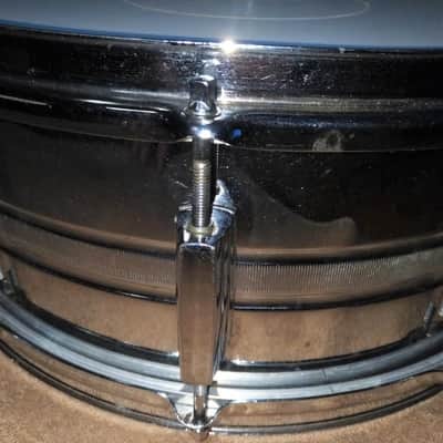 Coronet Deluxe 10-lug snare drum 1960's chrome image 4