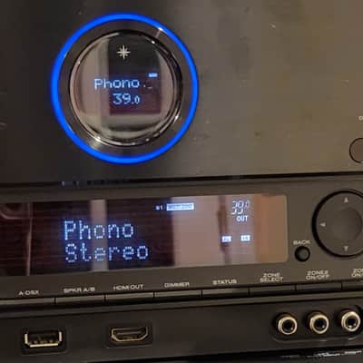 Marantz Marantz SR7010 is a 9.2-channel network AV receiver 2015 - Black image 3