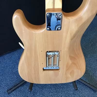 2004 Fender Highway One Stratocaster Made in USA w/ Hard Case image 7