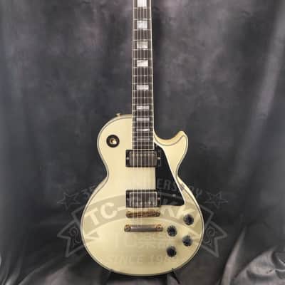 Gibson Les Paul Custom image 2