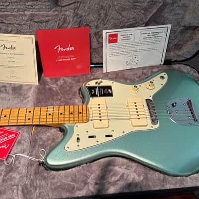 Fender American Professional II Jazzmaster with Maple Fretboard 2020 - Present - Mystic Surf Green image 2