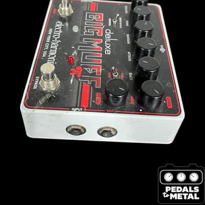 Electro-Harmonix Deluxe Big Muff Pi Distortion / Sustainer 2014 - Present - Black / Red - X16136 image 5