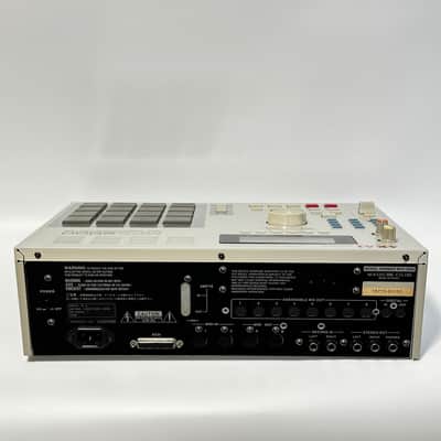 Akai MPC2000 MIDI Production Center 1997 - 2001 - Grey image 5