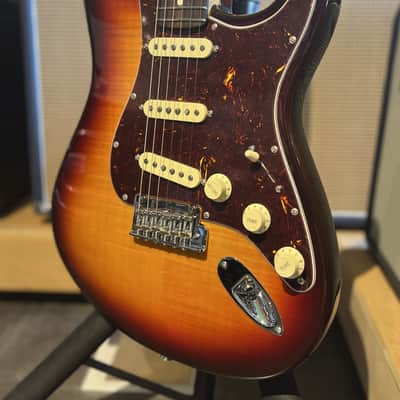 Fender 70th Anniversary American Professional II Stratocaster - Comet Burst image 3