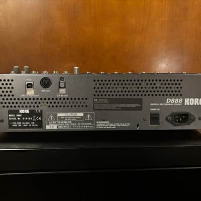 Korg D888 8-Track Digital Recording Studio - Black image 2