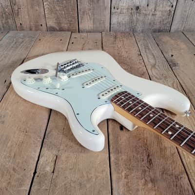 Fender Vintera Stratocaster 60's Mod 2020 w/ Gig Bag - Olympic White image 10