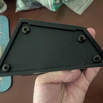 Fender 007-1359-000 2-Button Footswitch with 1/4" Jack for Super Champ XD 2010s - Black image 4
