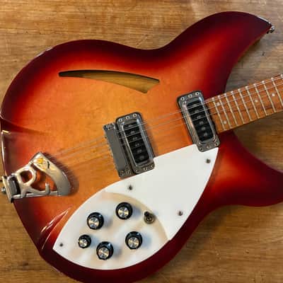 1998 Rickenbacker 330/12 - Fireglo - VIDEO image 2