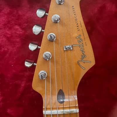 Fender Vintera '50s Stratocaster Modified with Maple Fretboard 2019 - Present 2-Color Sunburst image 7
