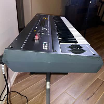 Ensoniq ESQ-1 Synthesizer with voice cartridge and original ESQ-1 Musicians Manual included image 5