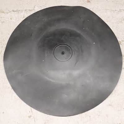 Ludwig 14" Vacuum Practice Pad image 4