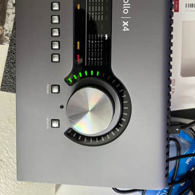 Universal Audio Apollo x4 QUAD Thunderbolt 3 Audio Interface 2019 - Present - Gray image 2