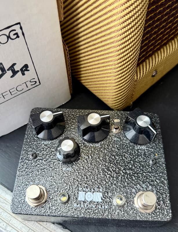 Analog Noir Analog Noir MK II Tone bender Fuzz Face Germanium Booster 2024 - Black Hammered image 1
