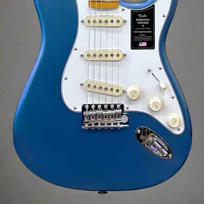 Fender American Vintage II 1973 Stratocaster - Lake Placid Blue w/Maple image 2