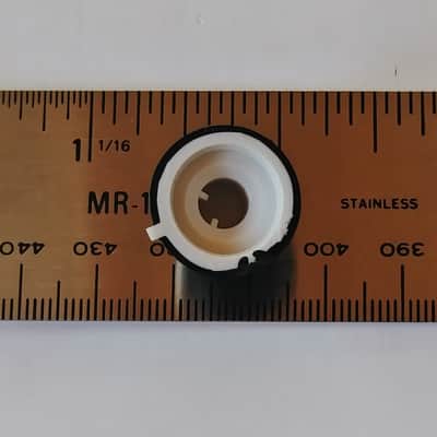 Fender Pointer Knob - Black image 3