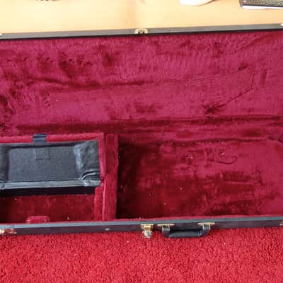 Kramer Baretta 1985 White image 16