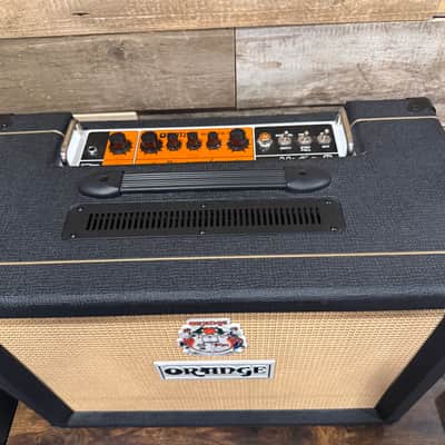 Orange Rocker 32 2-Channel 30-Watt 2x10" Guitar Combo 2017 - Present - Orange Bild 2