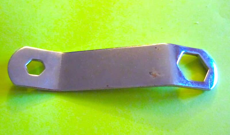 Hardware Drum Key Wrench - NOS image 1